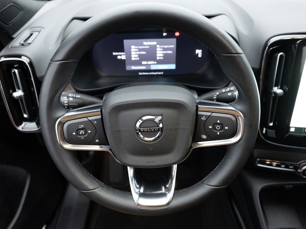 Volvo XC40 2022