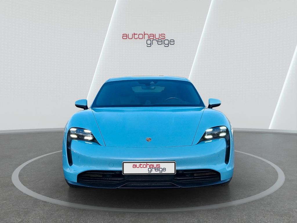 Porsche Taycan 2021