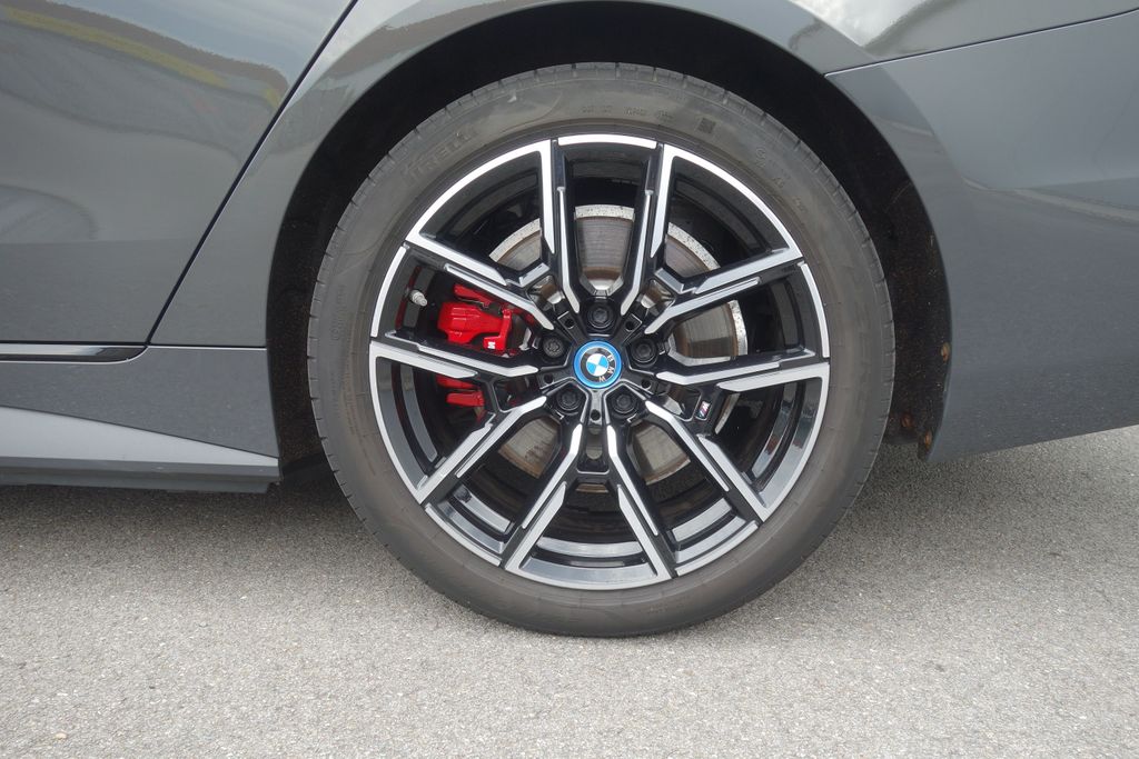 BMW i4 2022