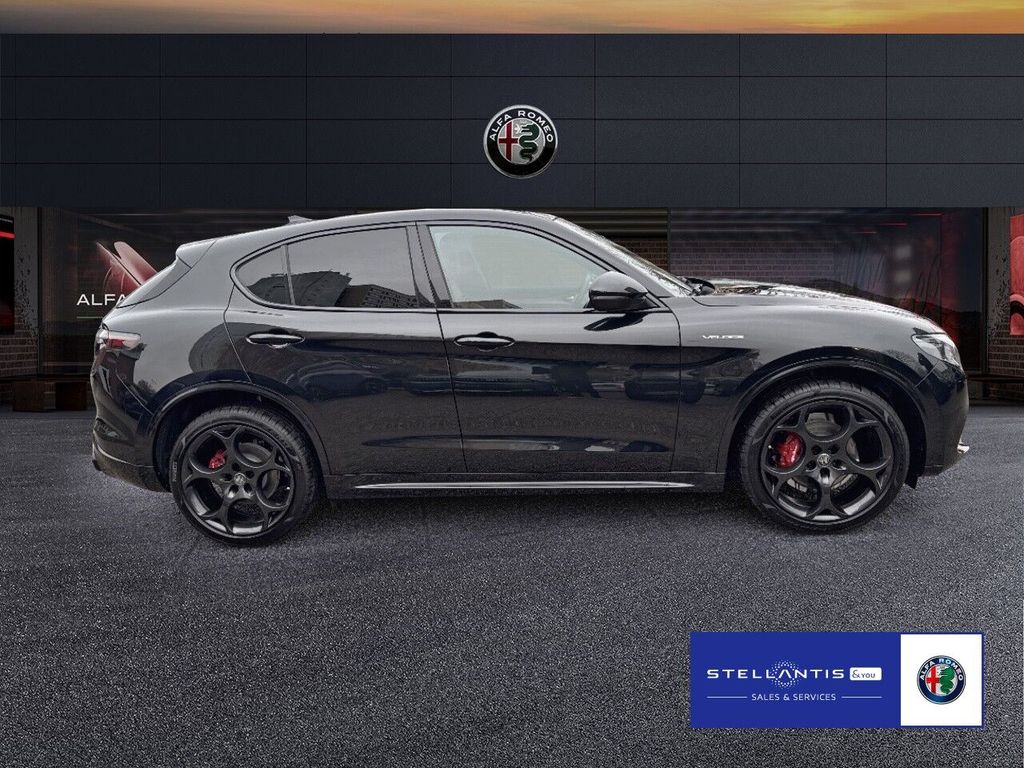 Alfa Romeo Stelvio 2025
