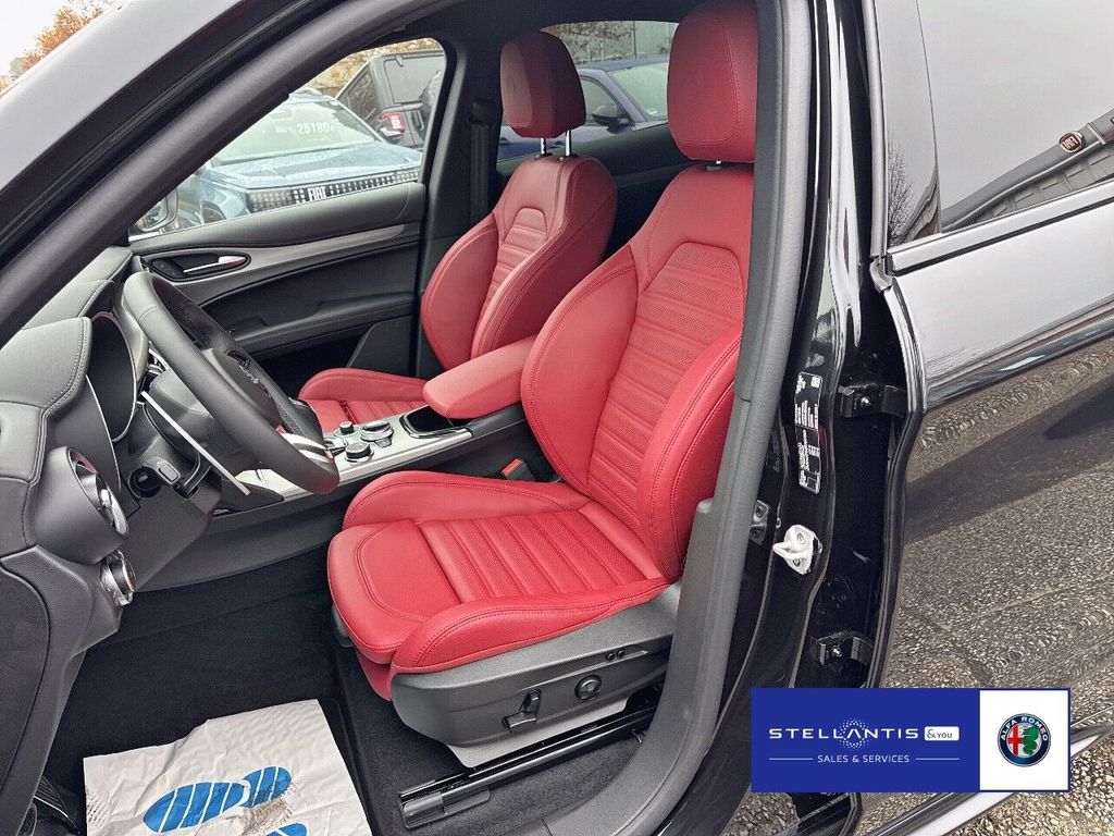 Alfa Romeo Stelvio 2025