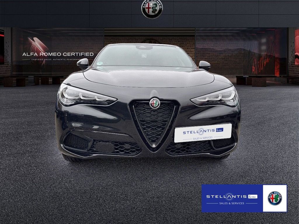 Alfa Romeo Stelvio 2025