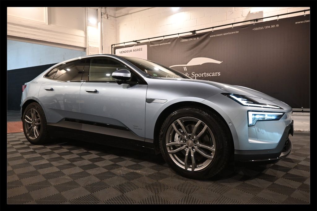 Polestar 4 2025