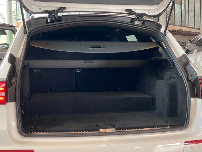 Mercedes-Benz E 300 2022