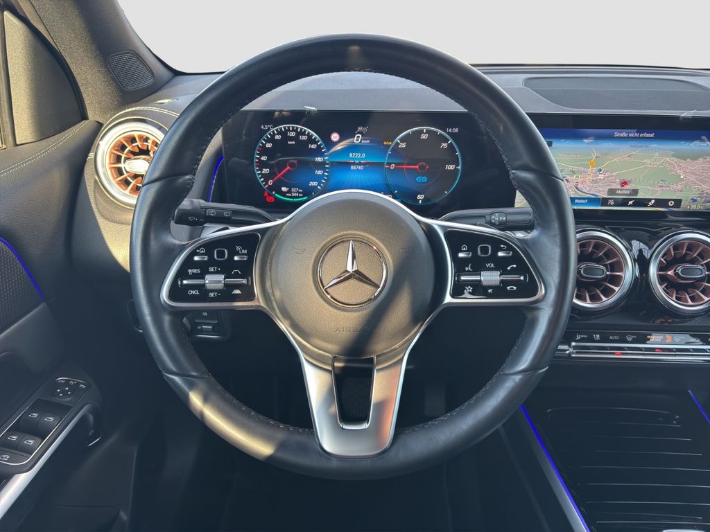 Mercedes-Benz EQB 2022