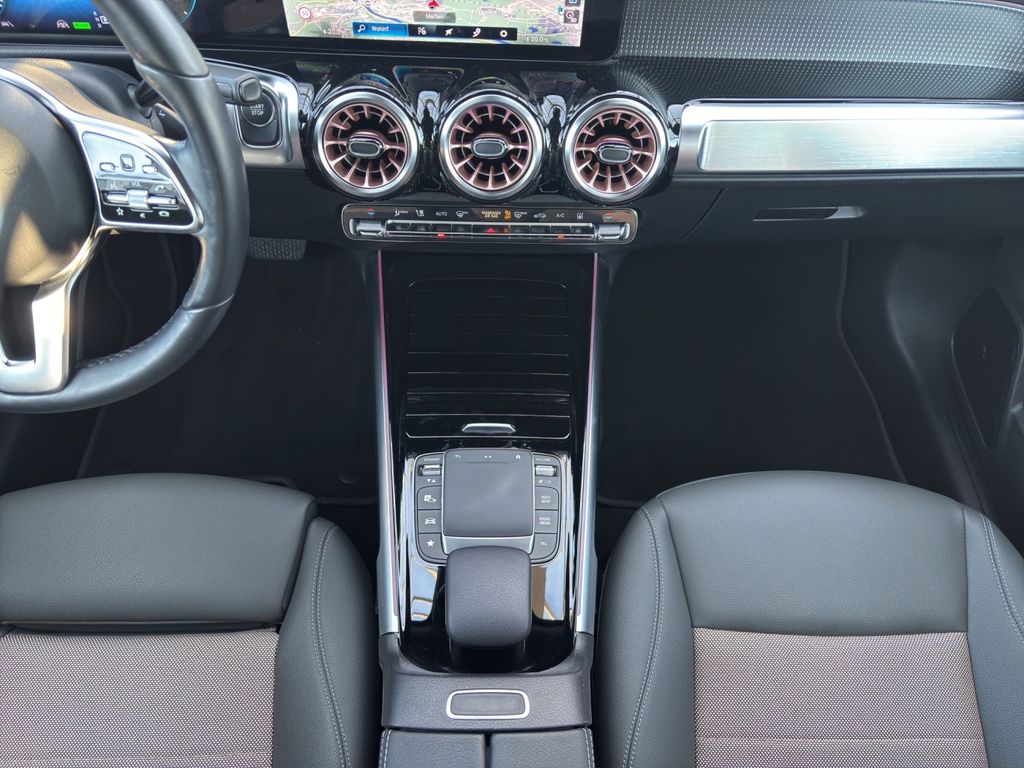 Mercedes-Benz EQB 2022