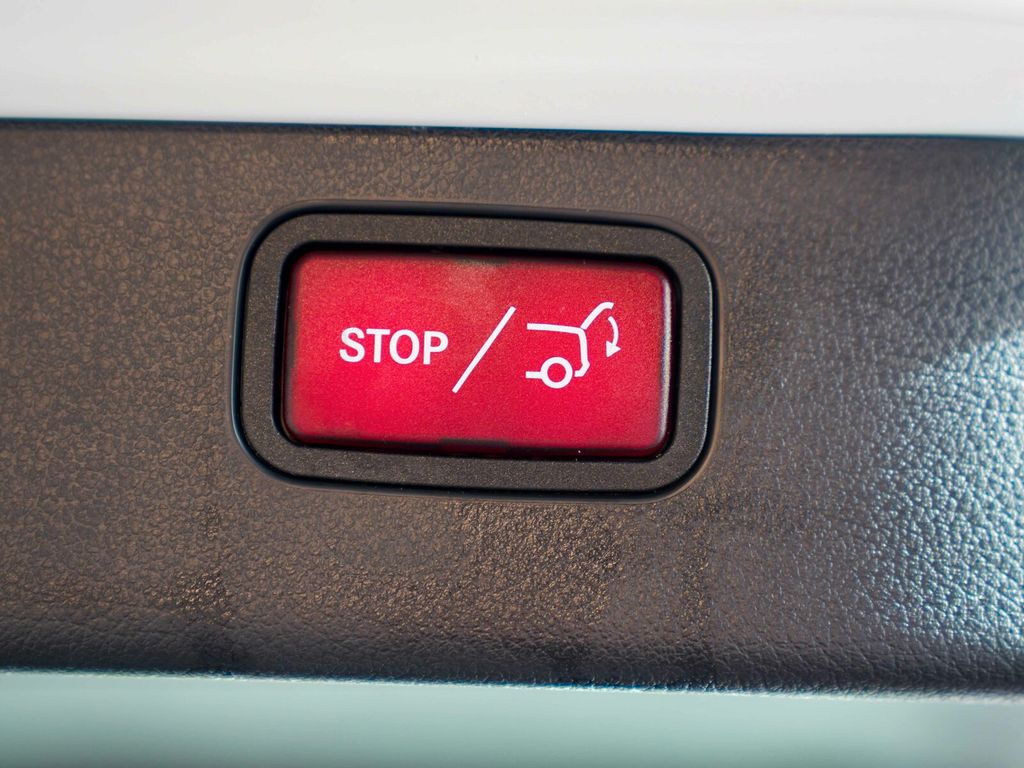 Mercedes-Benz C 200 2024