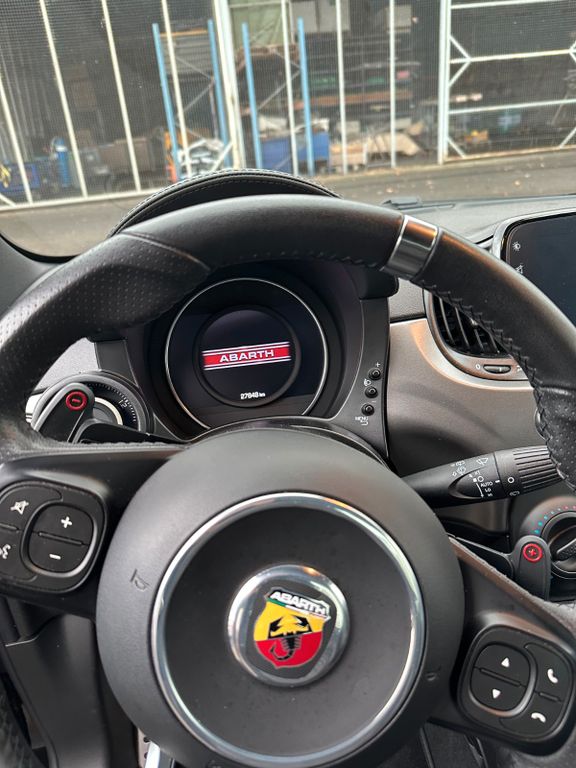 Abarth 500 2023