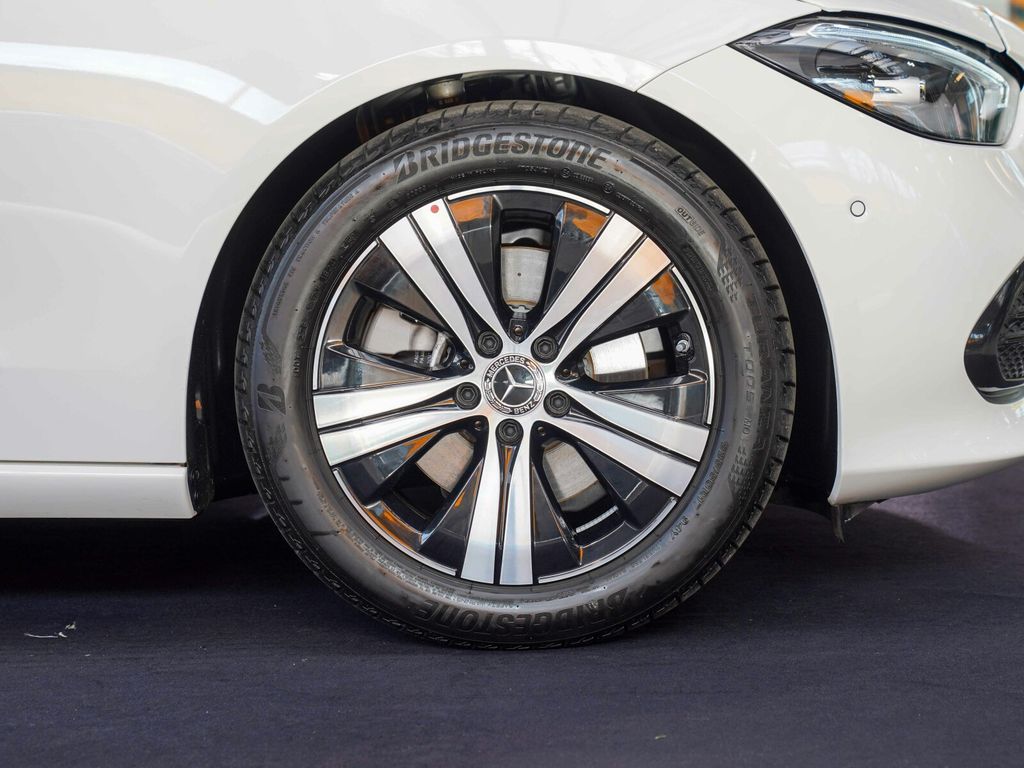 Mercedes-Benz C 200 2024