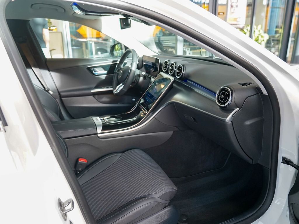 Mercedes-Benz C 200 2024