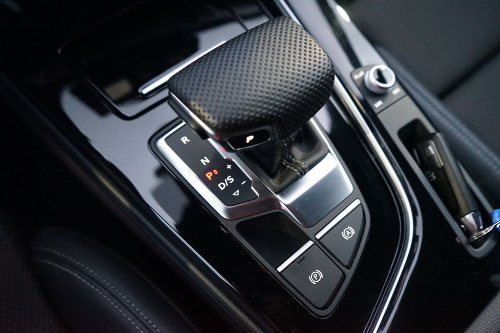 Audi A4 2024