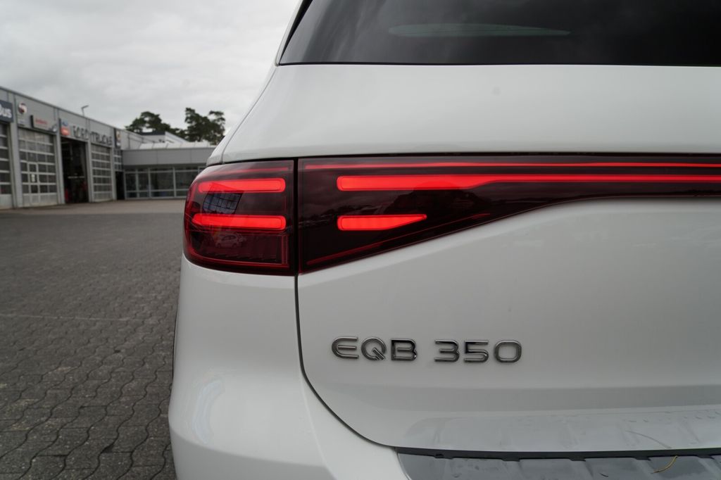 Mercedes-Benz EQB 2024