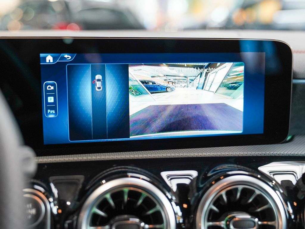 Mercedes-Benz CLA 200 2024