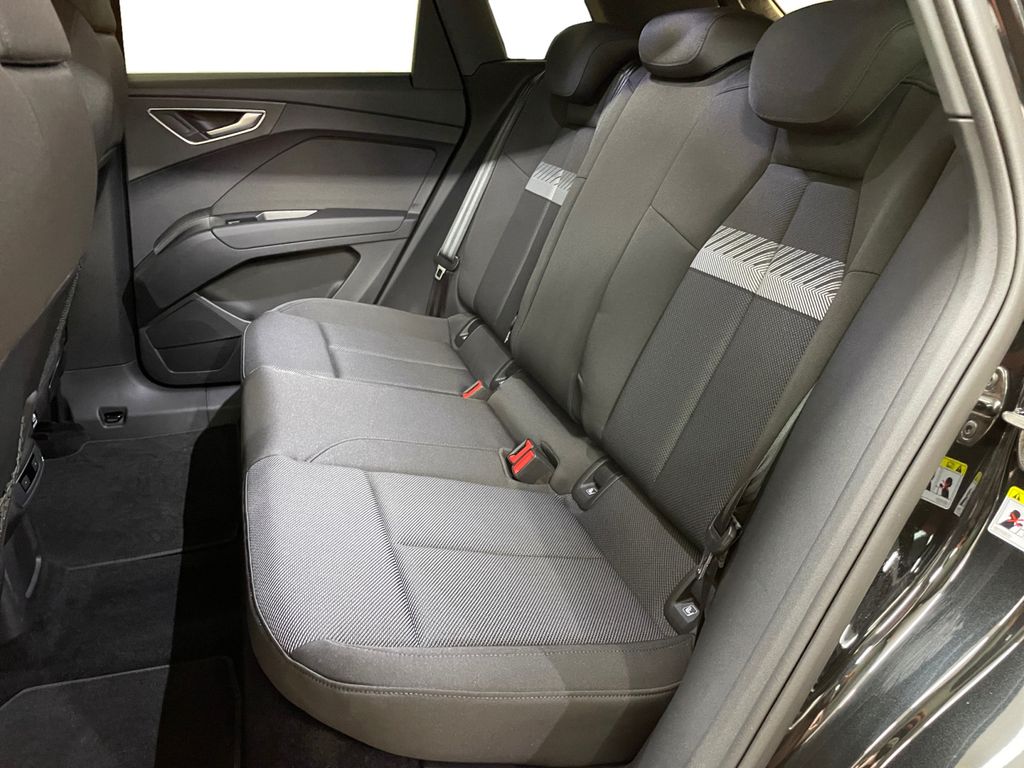 Audi Q4 e-tron 2023