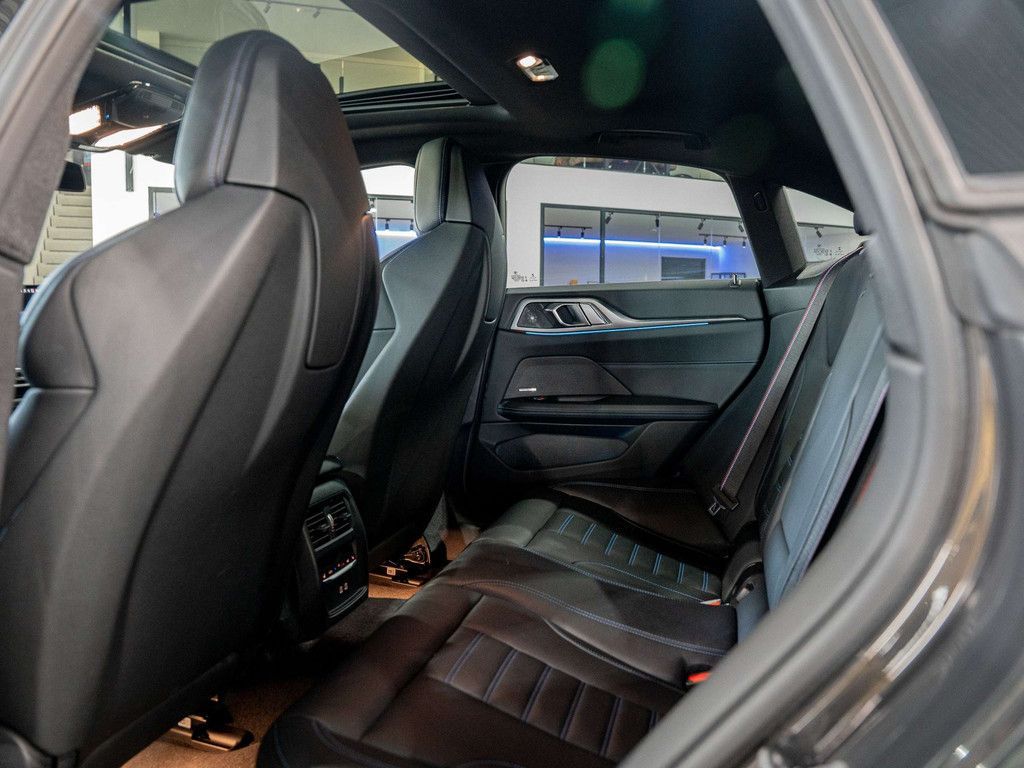 BMW i4 2021