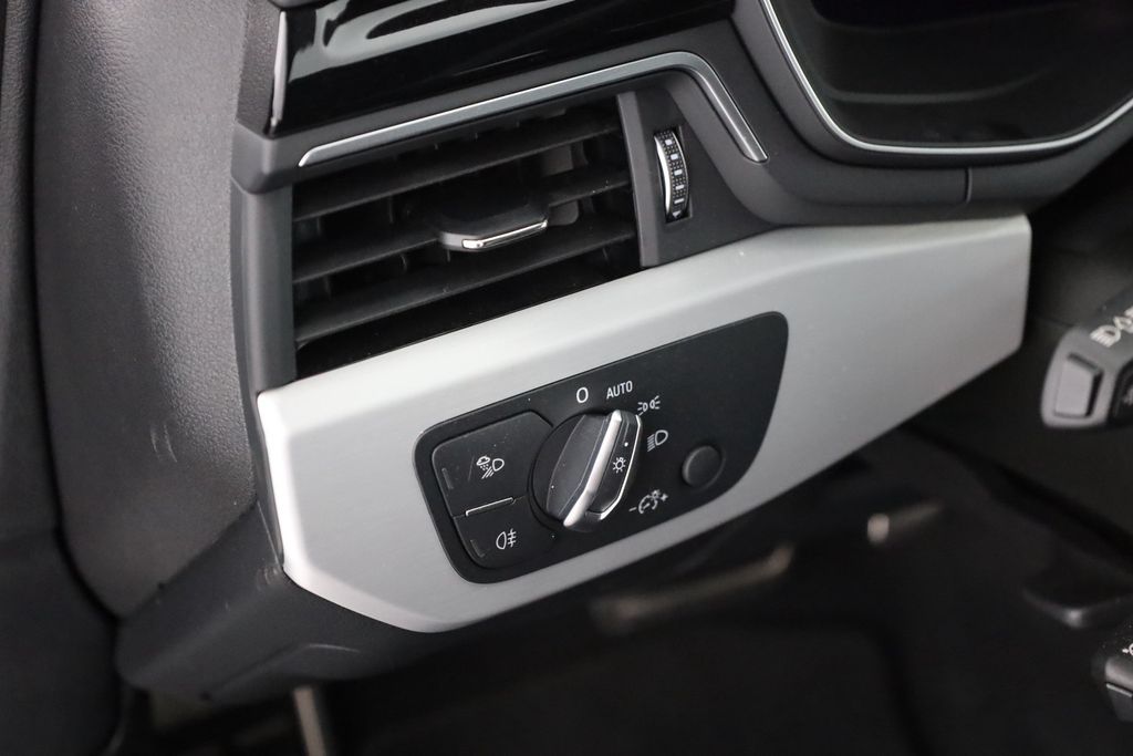 Audi A4 2024