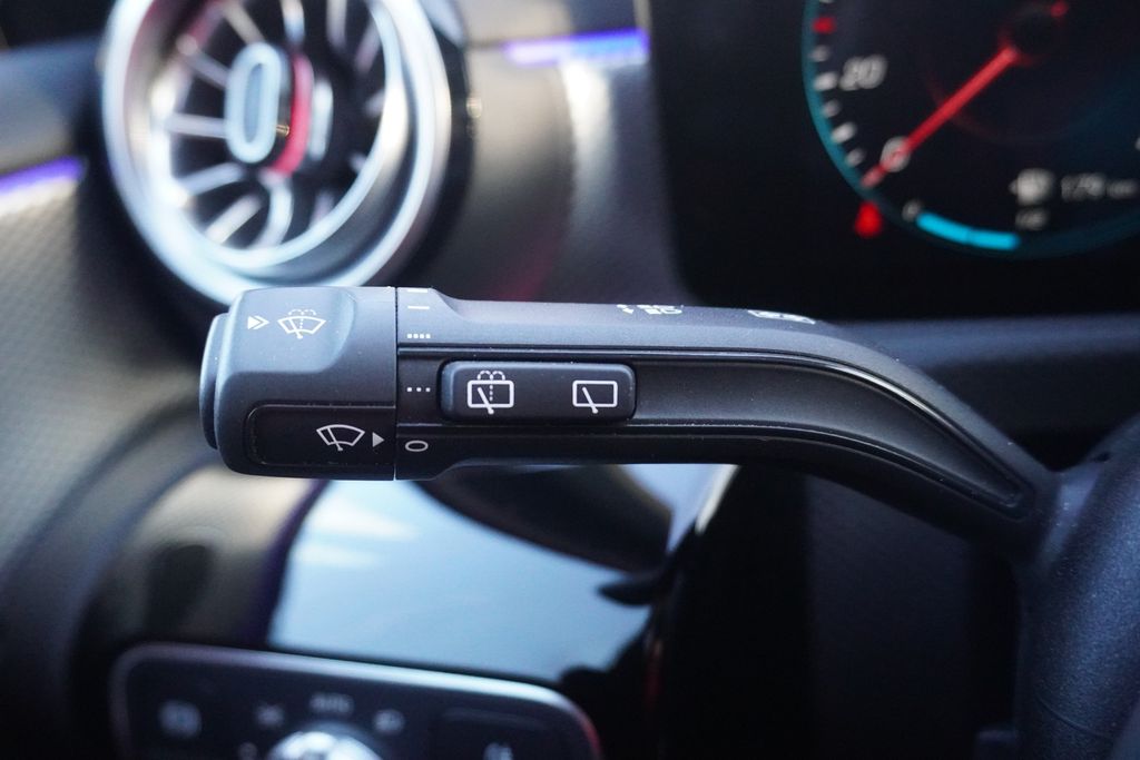 Mercedes-Benz A 250 2021