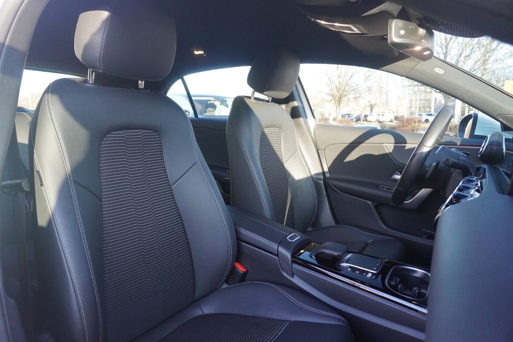 Mercedes-Benz A 250 2021
