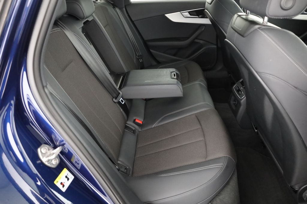 Audi A4 2024