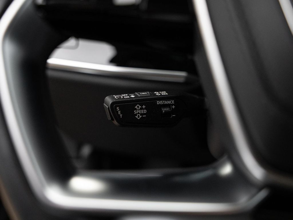 Audi A8 2023