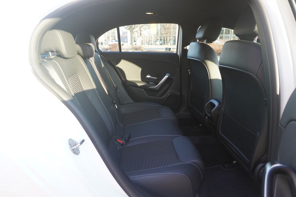 Mercedes-Benz A 250 2021