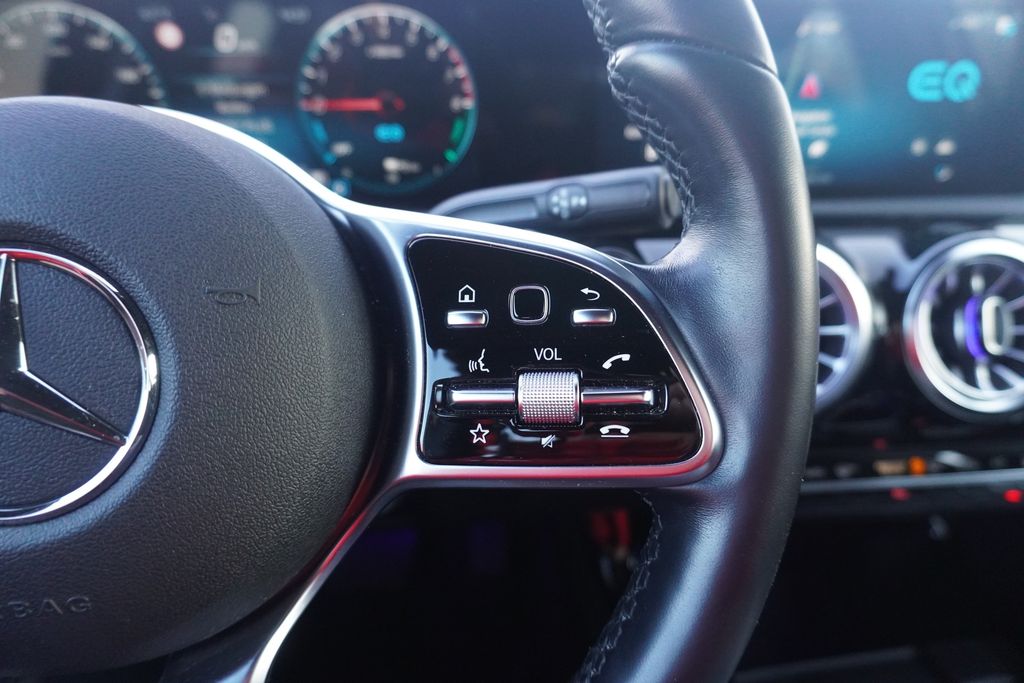 Mercedes-Benz A 250 2021