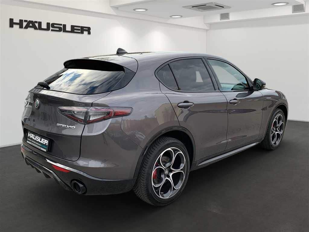 Alfa Romeo Stelvio 2024