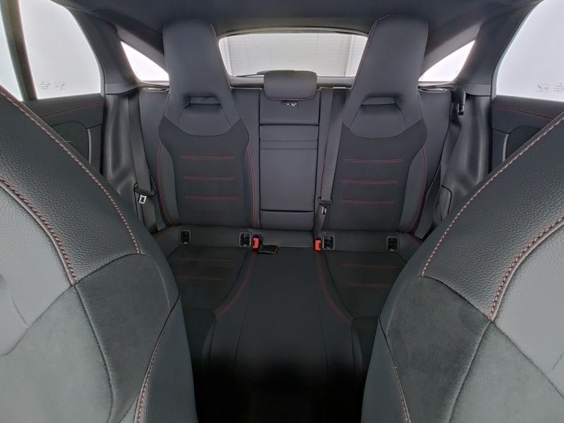 Mercedes-Benz CLA 200 Shooting Brake 2025