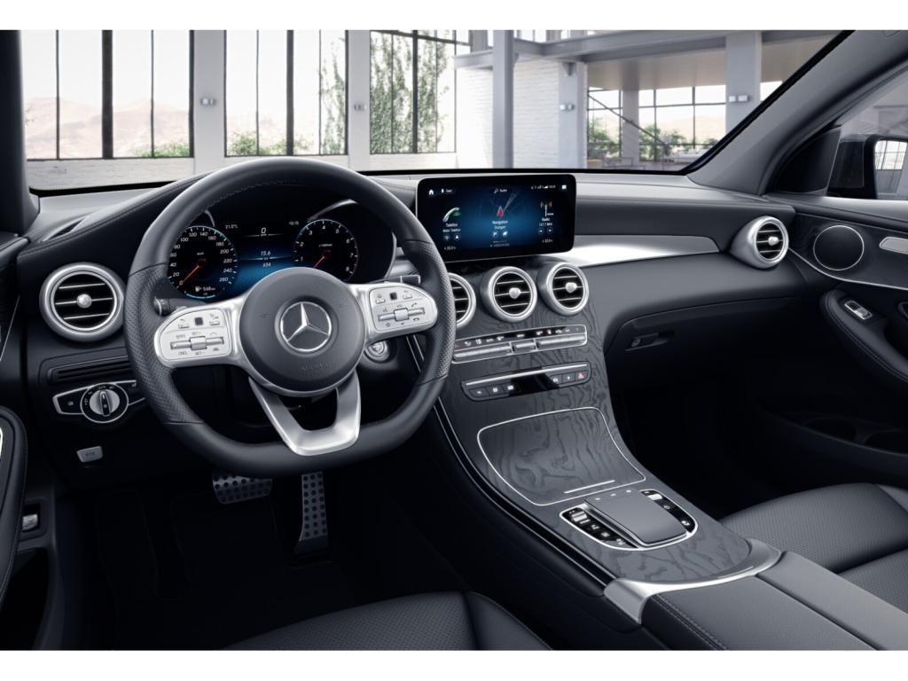 Mercedes-Benz GLC 300 2021