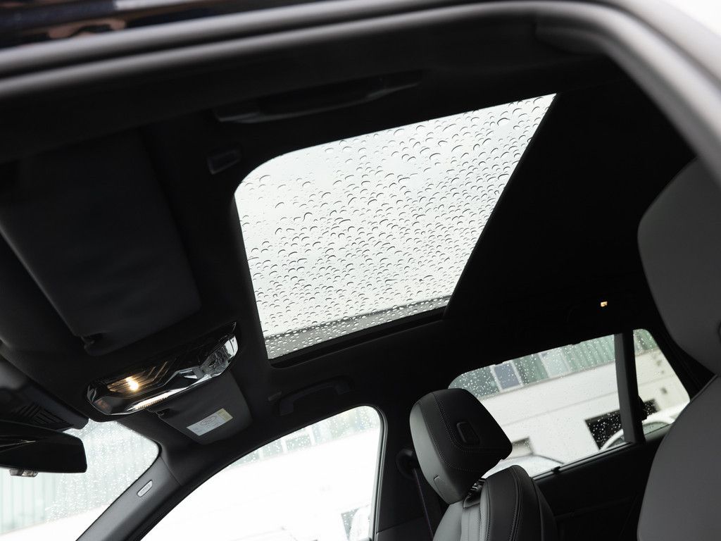 BMW i5 2025