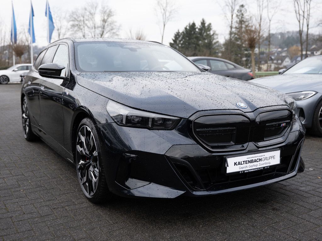 BMW i5 2025