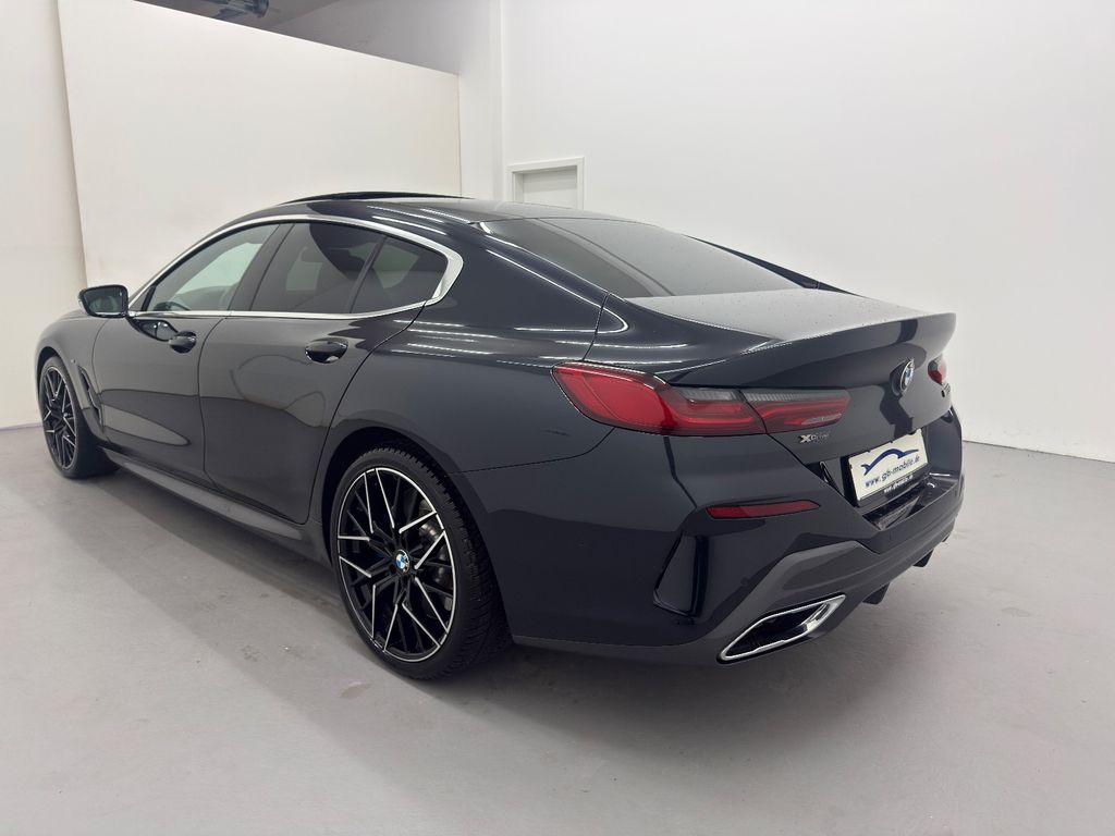 BMW M850 2021