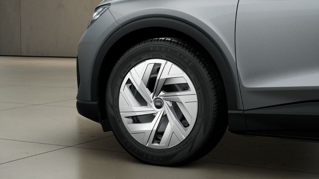 Audi Q4 e-tron 2024