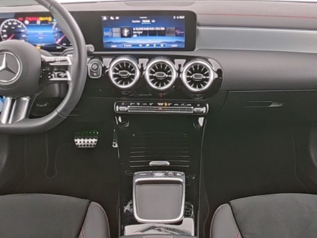 Mercedes-Benz CLA 250 2025