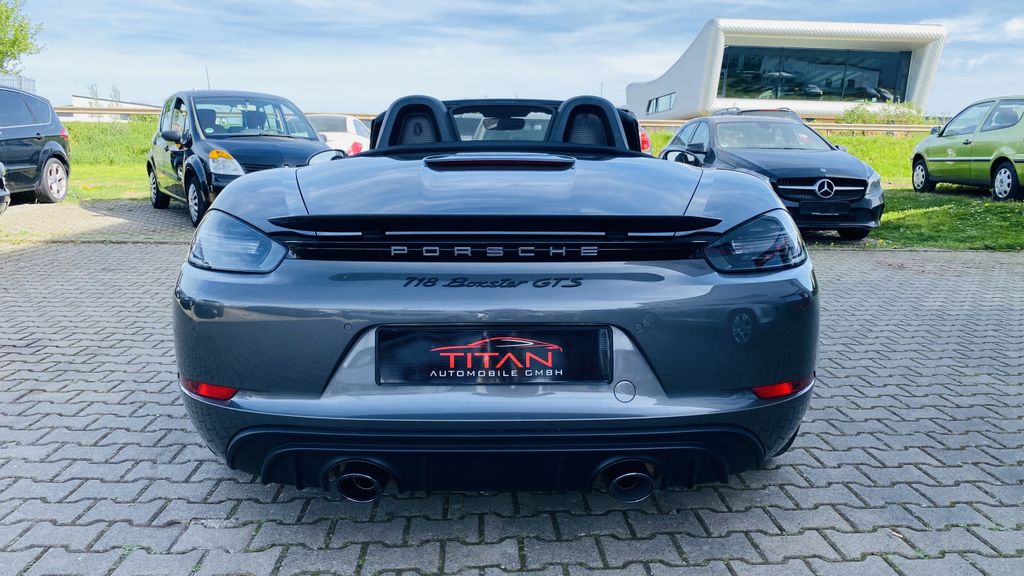 Porsche Boxster 2022