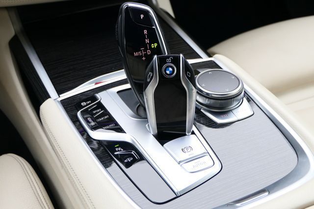 BMW 730 2018