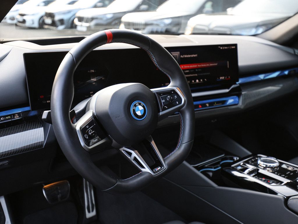 BMW i5 2024