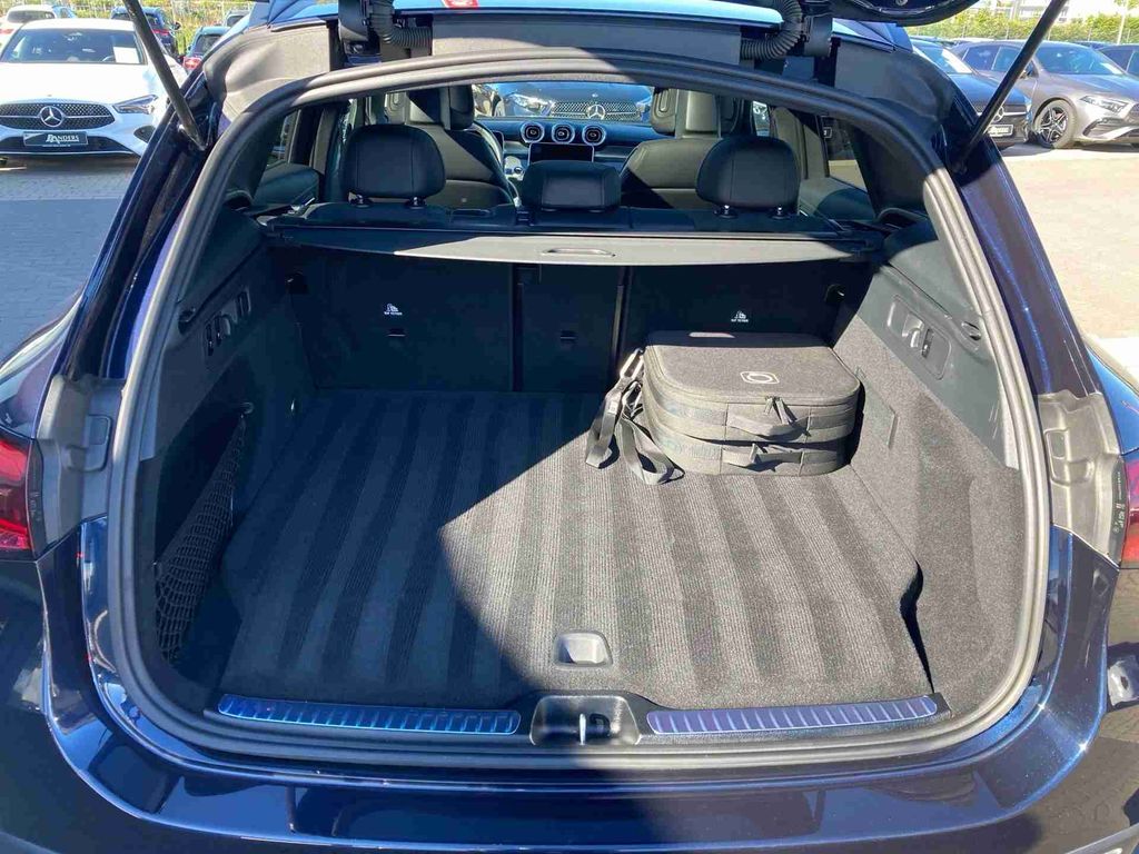 Mercedes-Benz GLC 300 2023