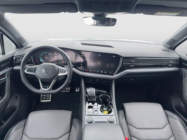 Volkswagen Touareg 2025