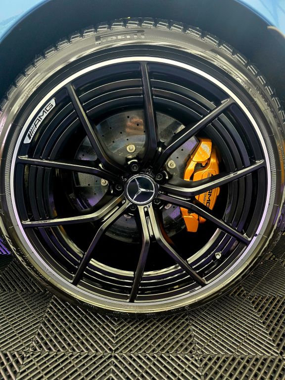 Mercedes-Benz AMG GT S 2024