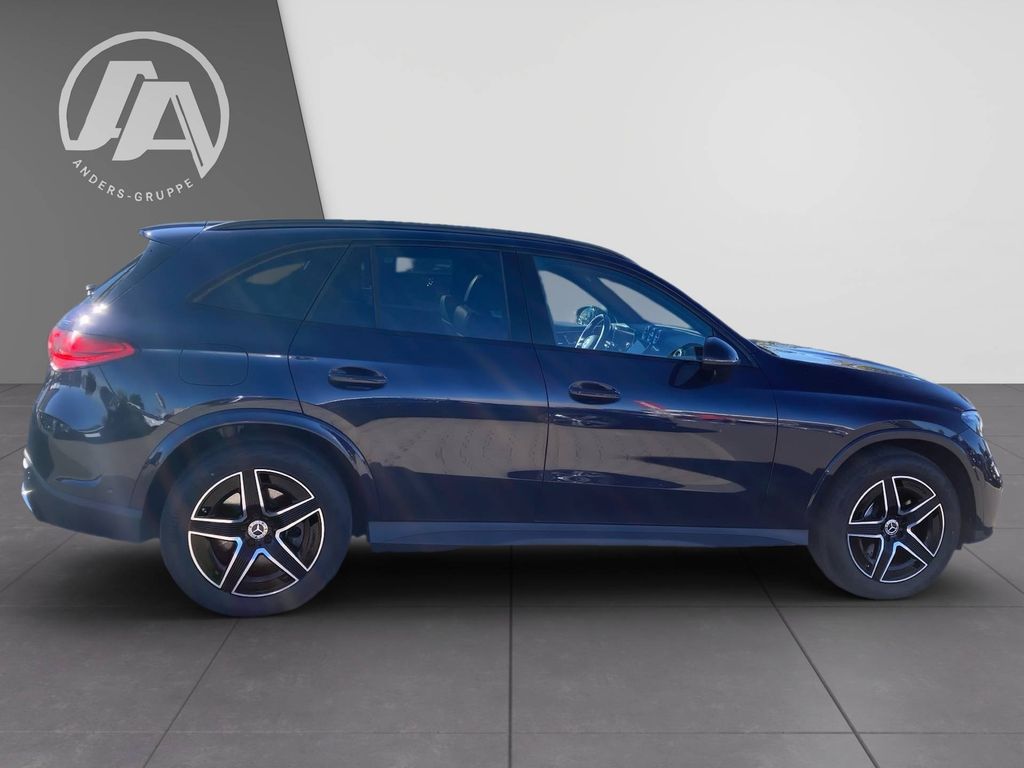 Mercedes-Benz GLC 300 2023