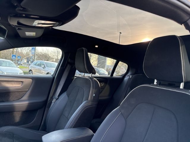 Volvo C40 2023