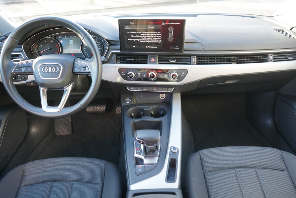 Audi A4 2023