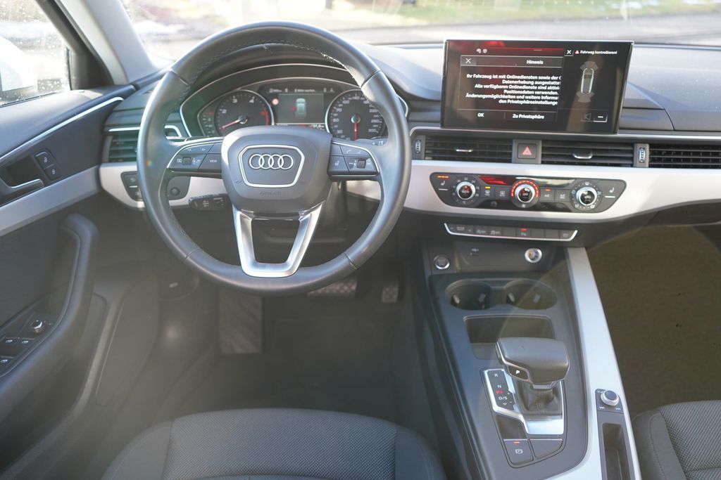 Audi A4 2023