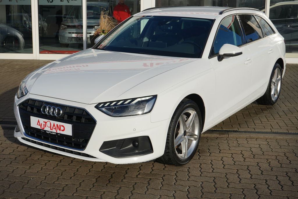 Audi A4 2023