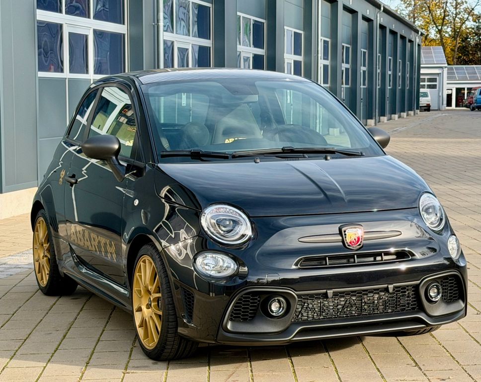 Abarth 695 2024