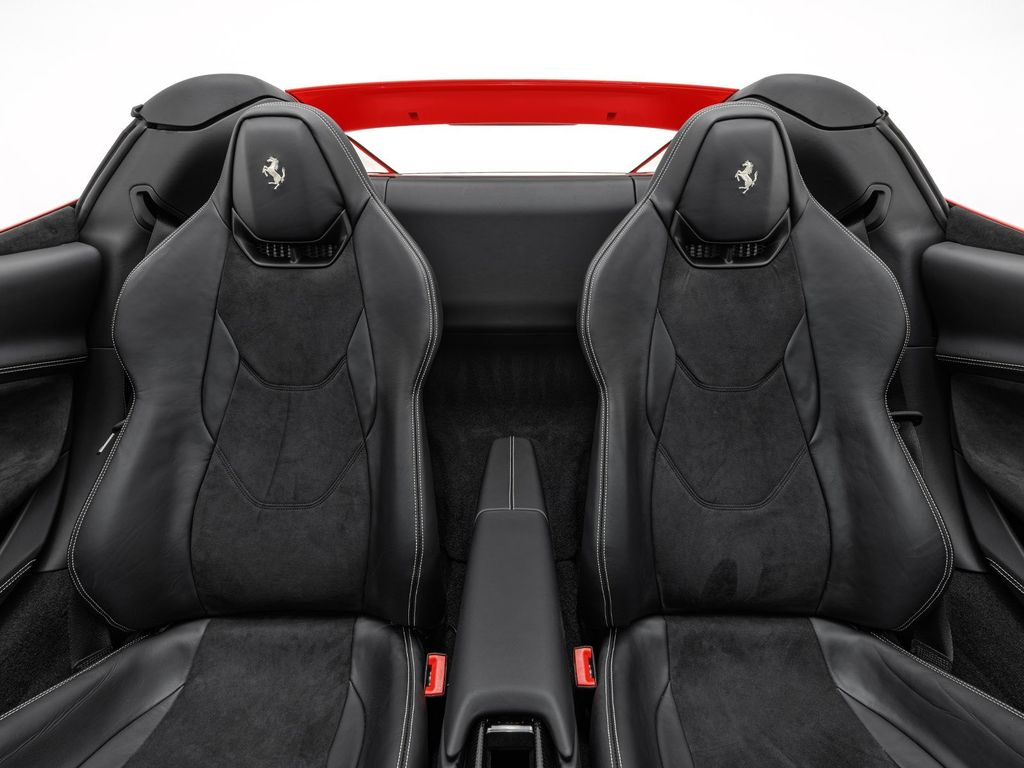 Ferrari 296 GTS 2025