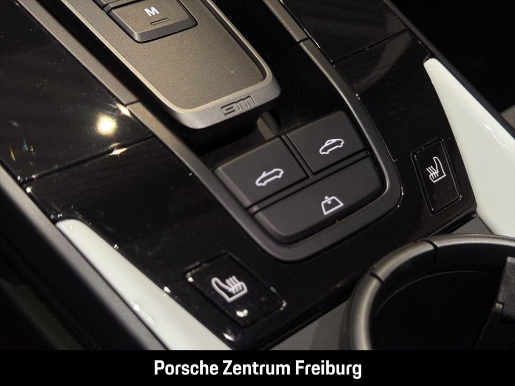 Porsche 992 2024