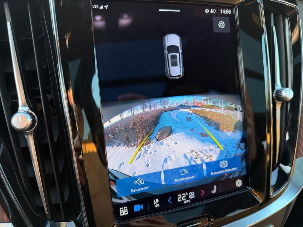 Volvo V60 Cross Country 2023