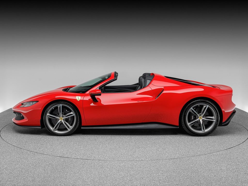 Ferrari 296 GTS 2025